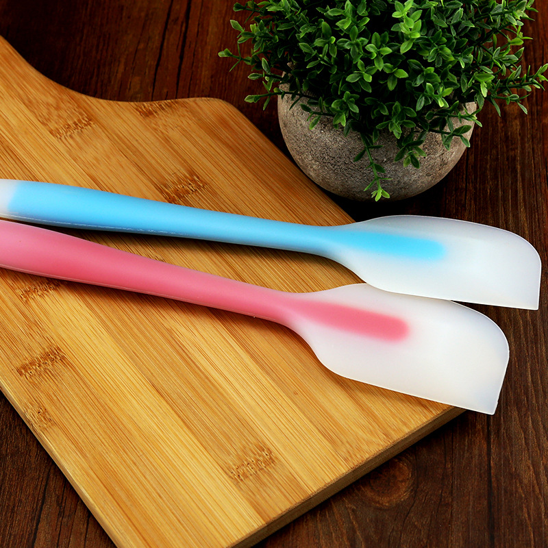 Силиконовый скребок 2 размеров – обзор и цена Kitchen Gadgets To Have